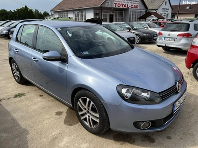 Volkswagen Golf VI 2.0 TDi Highline Szervizkönyves