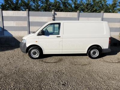 VOLKSWAGEN TRANSPORTER T5 1.9 TDI