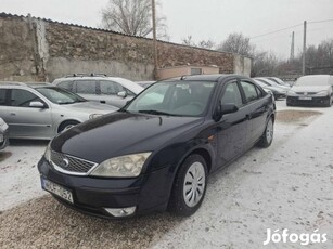 Megkimelt ford mondeo 1.8 benzin