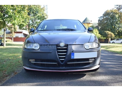 ALFA ROMEO 147 1.6 T.S. Black Line