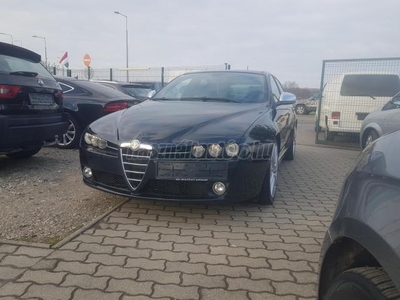 ALFA ROMEO 159 SW 2.4 JTD 20V Q4 TI 179000 km.1 tulajdonos