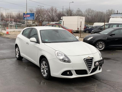 ALFA ROMEO GIULIETTA 1.4 TB MultiAir Distinctive XENON.TEMPOMAT!!!