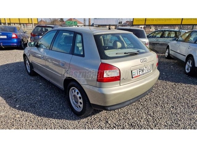 AUDI A3 1.6 Ambiente