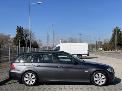 BMW 320d Touring Vonóhorog