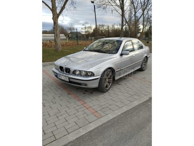 BMW 520i