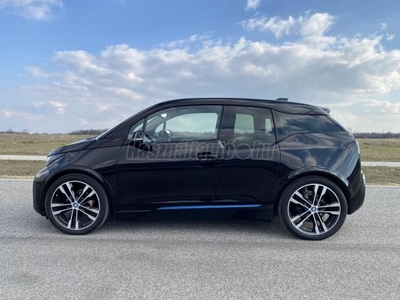 BMW I3 i3s 120Ah (Automata) 'Keyless Entry & Go. LED. Harman/Kardon. CarPlay. Prof.-Navigáció. Kamera'