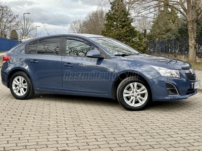 CHEVROLET CRUZE 1.8 LT (Automata) Gyári Fényezésű! Szervizkönyves!