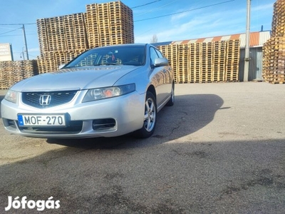 Eladó Honda Accord