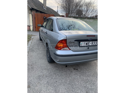 FORD FOCUS 1.4 Ambiente