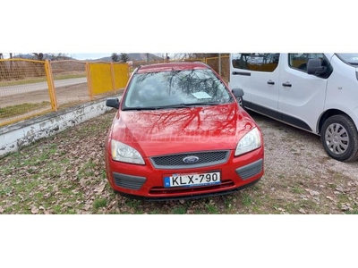 FORD FOCUS 1.6 Ambiente