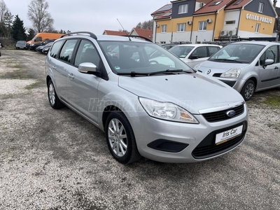 FORD FOCUS 1.6 Ambiente Fűtőszálas szélvédő! Fűthető első ülés! Gyári fényezés! Vezetett szervízkönyv!