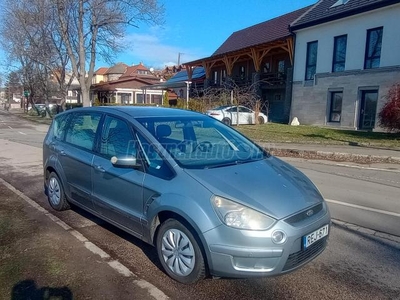 FORD S-MAX 2.0 Ambiente