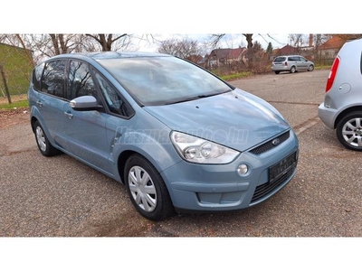 FORD S-MAX 2.0 TDCi Titanium DPF Memóriás bőr belső. Navigáció. Vonóhorog