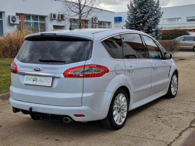 FORD S-MAX 2.2 TDCi Titanium-S (Automata) Szervizkönyv Üvegtető Xenon Sávtartó Holttér