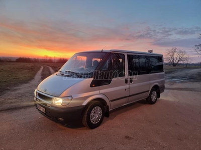 FORD TRANSIT 2.0 DI 300 S TDE Tourneo Busz Tourneo Minibusz Dupla toloajtó Plüss belső Állófűtés