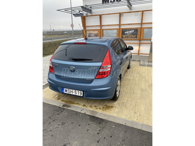 HYUNDAI I30 1.6 CRDi HP Comfort