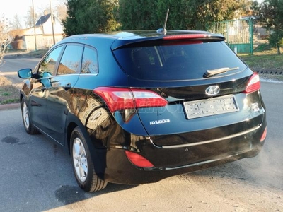 HYUNDAI I30 1.6 GDi Life FRISS MŰSZAKI.LED RADAR.SZERVIZELT.LEINFORMÁLHATÓ!