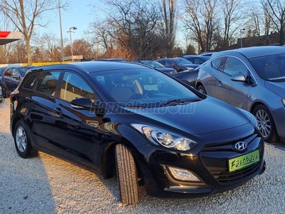 HYUNDAI I30 CW 1.6 CRDi LP Comfort 1 ÉV GARANCIA! FRISS MŰSZAKI!