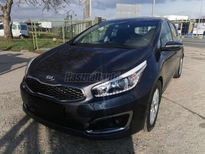 KIA CEE'D 1.4 CVVT EX Prémium NAVIGÁCIÓ.TOLATÓKAMERA.DIGITKLÍMA.TEMPOMAT.8 lLÉGZSÁK.ABS