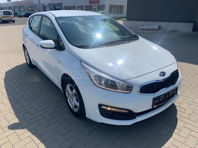 KIA CEE'D 1.4 CVVT Silver 123000KM!