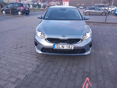 KIA CEE'D Ceed 1.0 T-GDI Gold 35.000 KM!