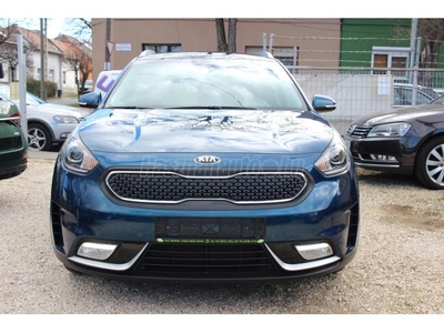 KIA NIRO HEV 1.6 GDI LX DCT HYBRID // FULL EXTRA // 4X ÜLÉSFŰTÉS // LED FÉNYSZÓRÓ // JBL HIFI