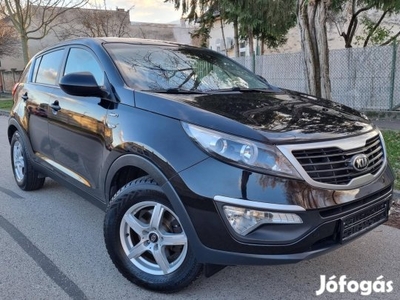 KIA Sportage 2.0 CRDi LX 4x4 /Navigáció/86e km/