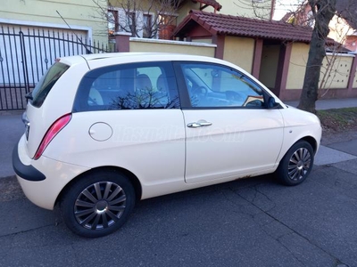 LANCIA YPSILON 1.2 Argento