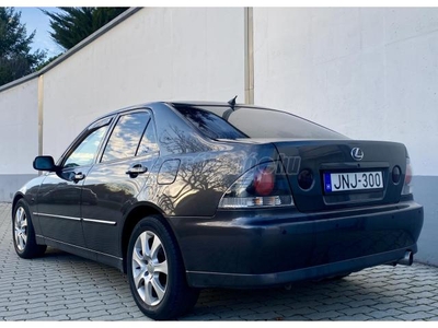 LEXUS IS 200 Executive Torsen sperres.friss műszakival!