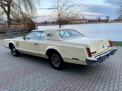 LINCOLN CONTINENTAL Mark V. Coupe 6.6 V8