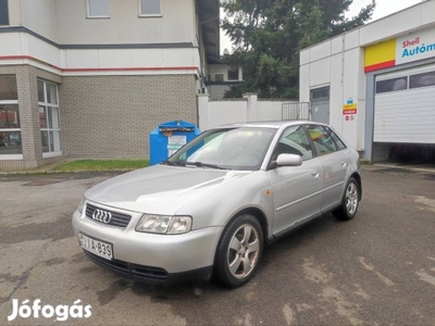 Megkímélt Audi A3 1.6 benzin friss műszaki!