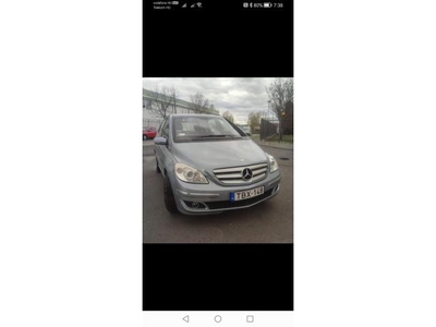 MERCEDES-BENZ B 180 CDI