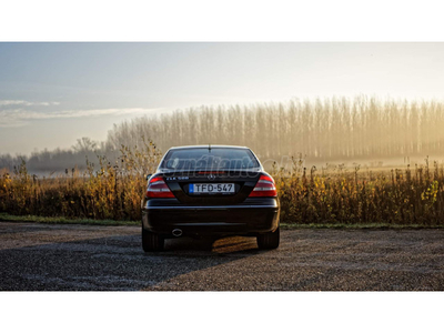 MERCEDES-BENZ CLK 500 Avantgarde (Automata)