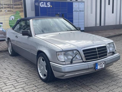 MERCEDES-BENZ E 320 Cabrio SZÉP. GYÁRI ÁLLAPOT