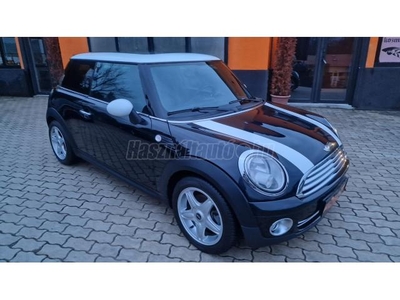 MINI COOPER 1.6i AUTOMATA! PANORÁMA TETŐ! DIGIT KLÍMA! FÉLBŐR BELSŐ!