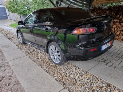 MITSUBISHI LANCER 1.8 DI-D Intense