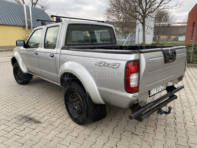 NISSAN NAVARA 2.5D 4WD MAGYARORSZÁGI! KLÍMA! VEZETETT SZ.K!