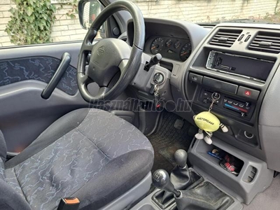 NISSAN TERRANO II 2.7 TDI SR