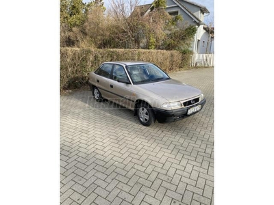 OPEL ASTRA F 1.4 Classic GL