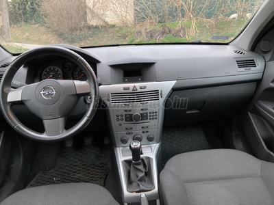 OPEL ASTRA H 1.4 Enjoy