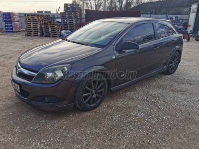 OPEL ASTRA H 1.4 GTC Cosmo