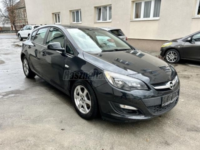 OPEL ASTRA J 1.4 Enjoy