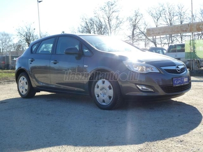 OPEL ASTRA J 1.6 Enjoy GYÁRI FÉNYEZÉS.RENGETEG GYÁRI EXTRA!