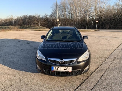 OPEL ASTRA J Sports Tourer 1.7 CDTI Cosmo