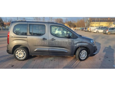 OPEL COMBO Life 1.2 T Enjoy (7 személyes )