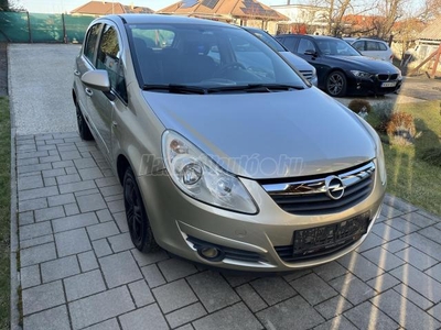 OPEL CORSA 1.2 Essentia Tempomat