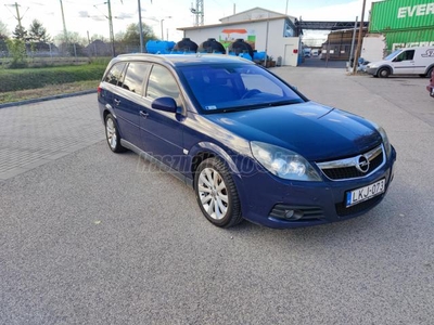 OPEL VECTRA C 1.9 CDTI Cosmo (Automata)