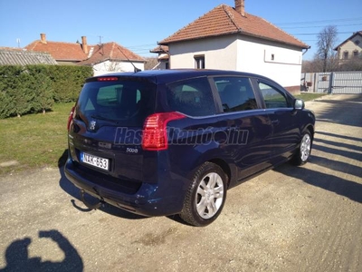 PEUGEOT 5008 1.6 THP Premium EURO5