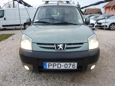 PEUGEOT PARTNER 1.6 HDi Freeway KLÍMA-DUPLA TOLÓAJTÓ-ÜVEGTETŐ