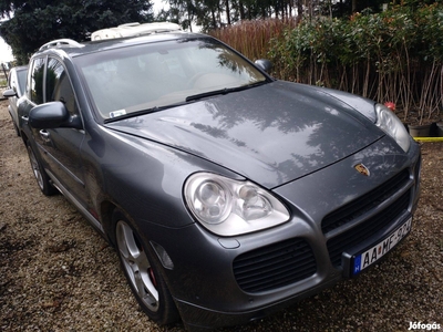 Porsche Cayenne Turbo